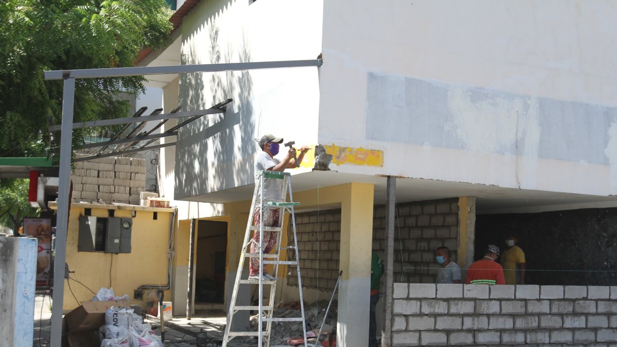 Construcción. Desde esta semana, algunos obras se reanudaron en Guayaquil.