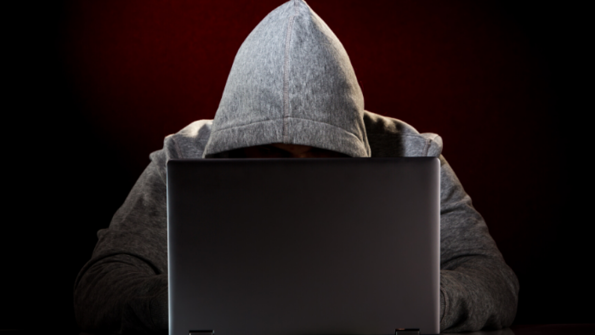 Estados Unidos denuncia que China intentan robar su investigación.