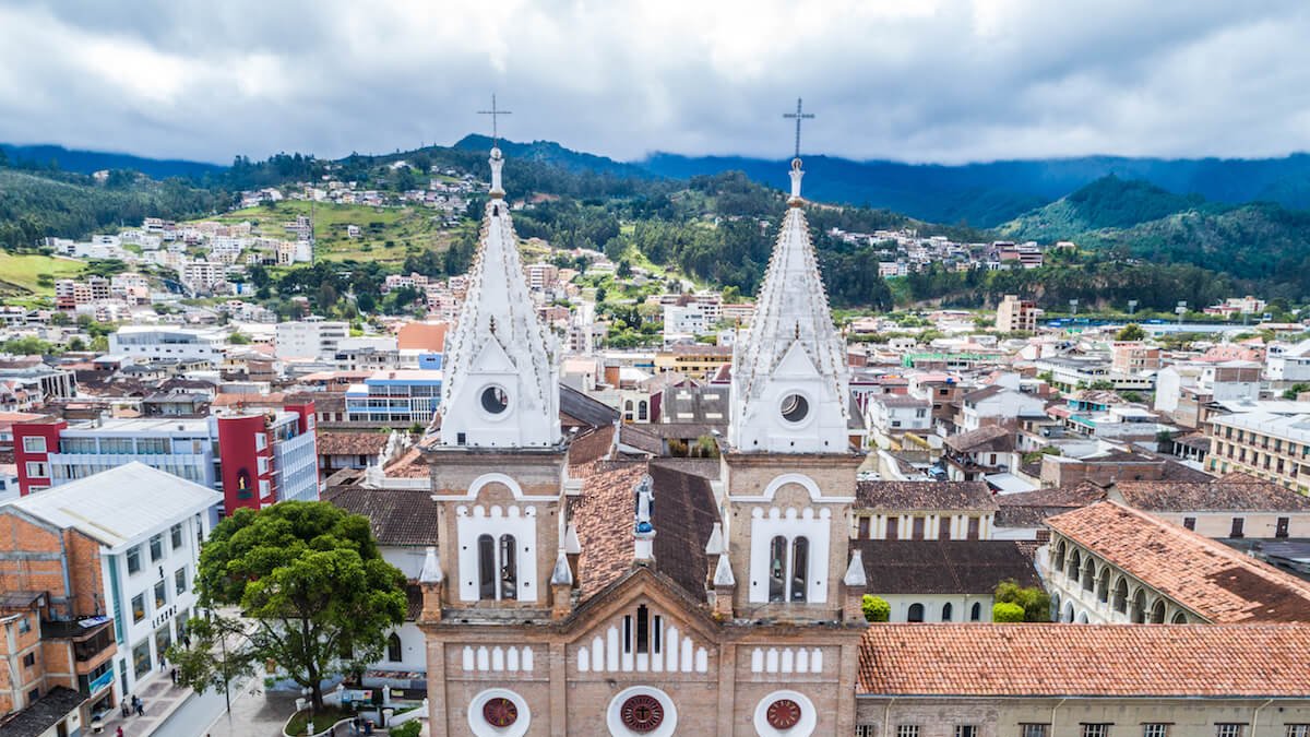 La decisión la anunció el alcalde de la ciudad, Jorge Bailón tras una sesión con el COE cantonal.