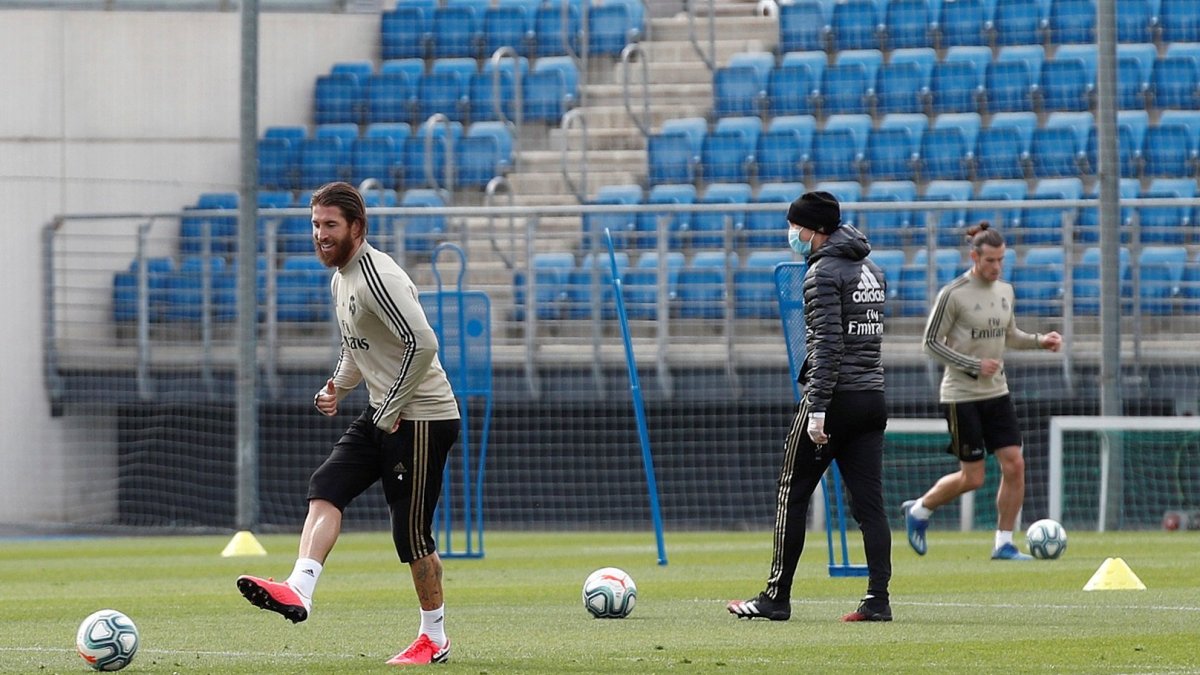 Los jugadores del Real Madrid trabajan desde el lunes pasado a las órdenes de su entrenador, el francés Zinedine Zidane, en Valdebebas.
