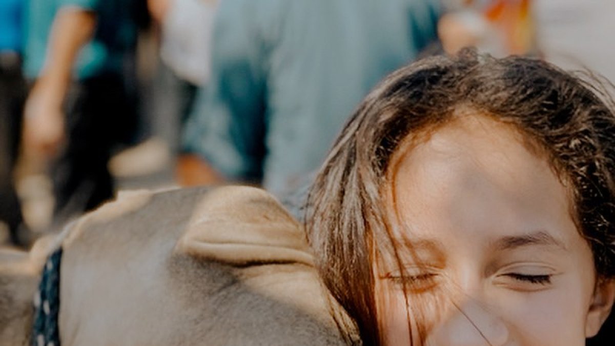 Emme Muñiz, hija de Jennifer López y Marc Anthony, escribe su primer libro