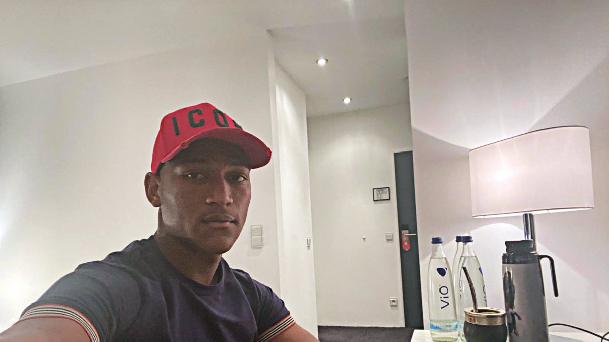 El volante ecuatoriano lleva desde el sábado pasado concentrado en un hotel en Alemania.