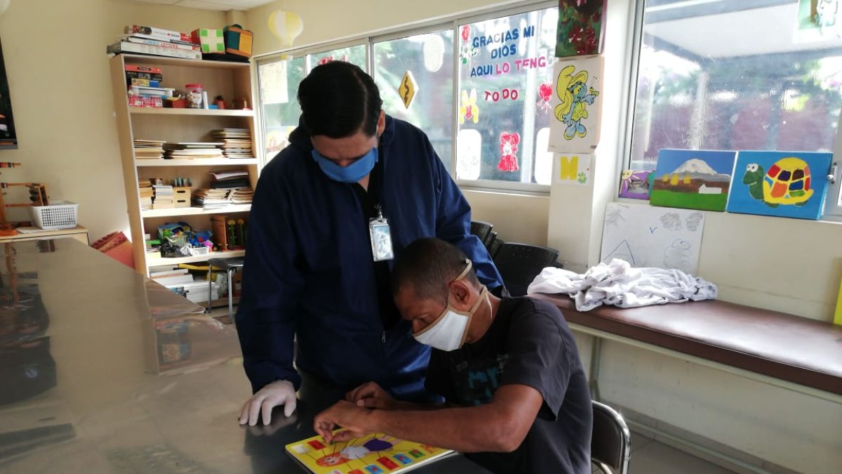 En la fundación realizan también actividades para la distracción de los asilados.