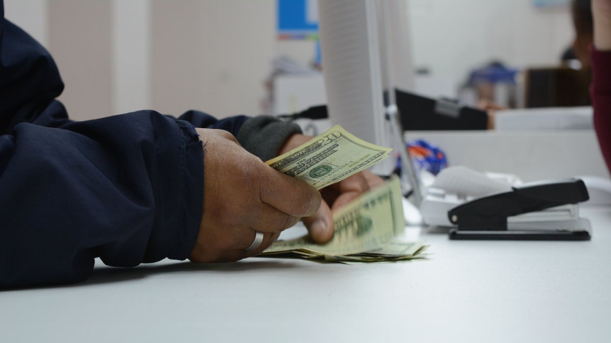 Los 32 alcaldes representan el 14,4 % de los 221 primeros ediles a nivel nacional.