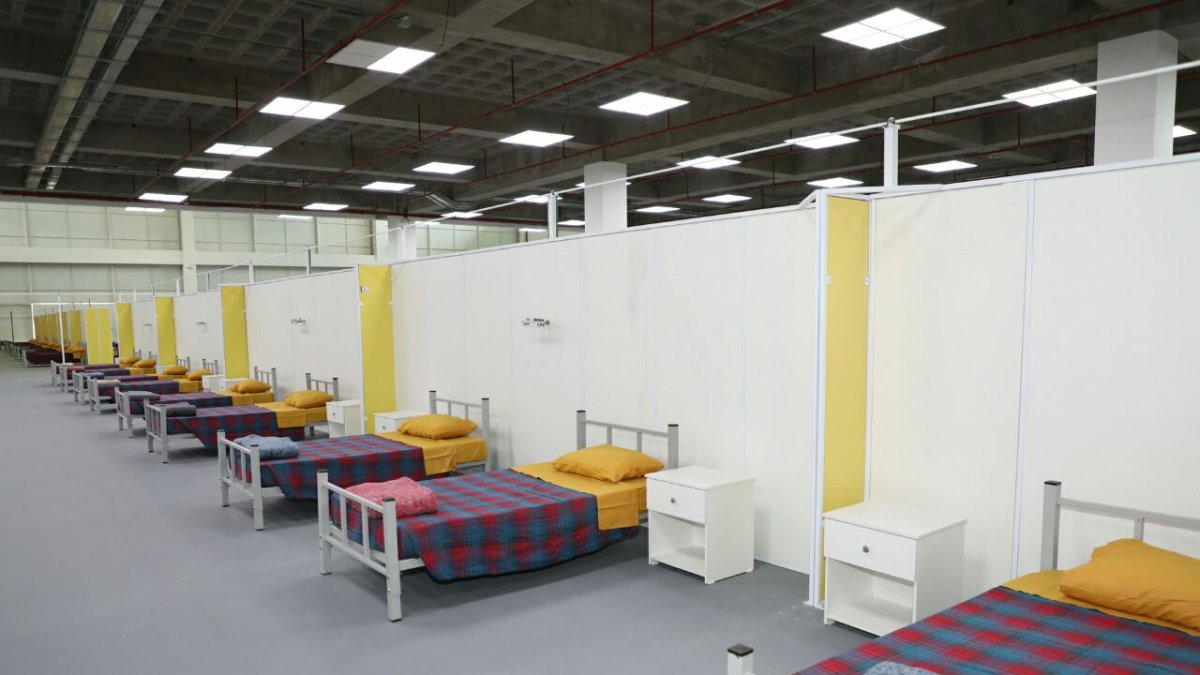 En el paque Bicentenario se adecuaron los espacios para albergar 370 camas para pacientes leves y moderados de COVID-19.