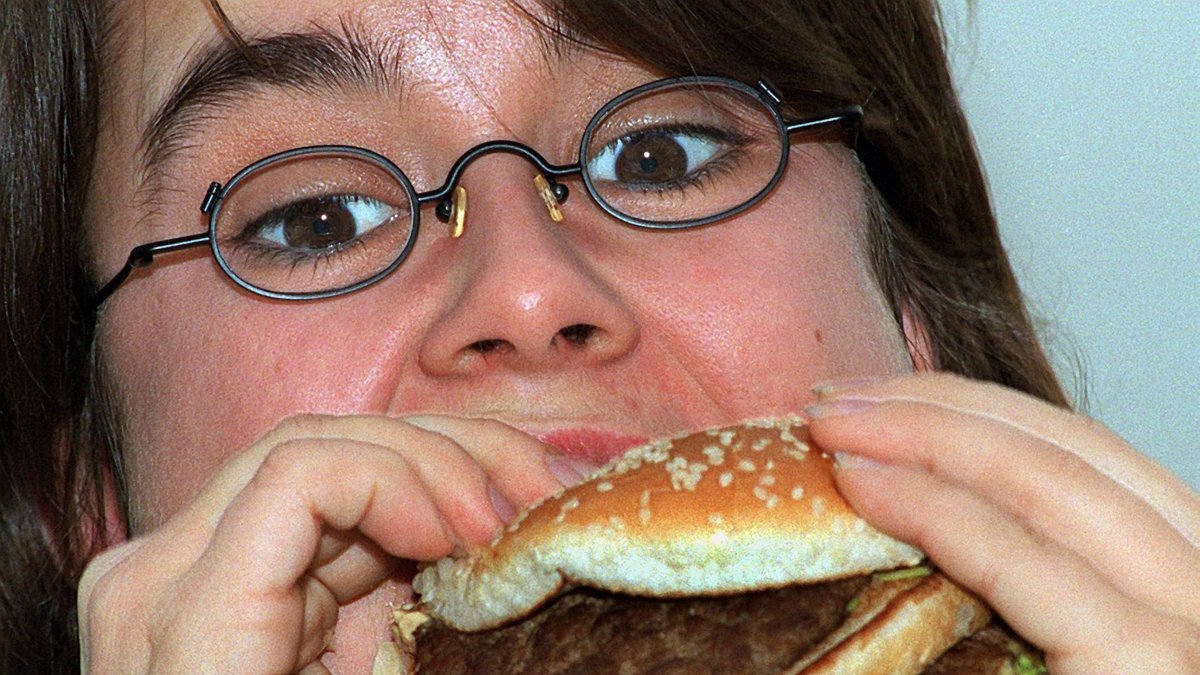 Las grasas saturadas se encuentran en alimentos fritos, procesados y otros.