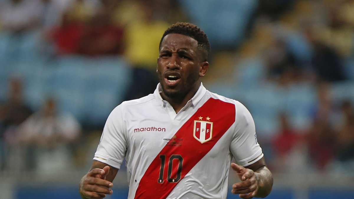 Jefferson Farfán, atacante peruano que milita en el balompié ruso, tiene coronavirus