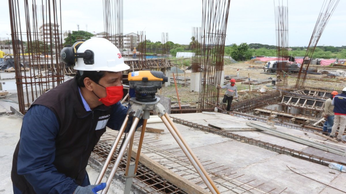 Las empresas del país busca reiniciar sus actividades tras el confinamiento en los últimos días.