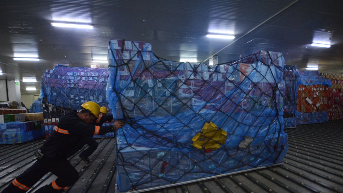 Las flores están entre los primeros productos que sintiendo el impacto. Hasta marzo, la caída de esta exportación ya era de un 5%.