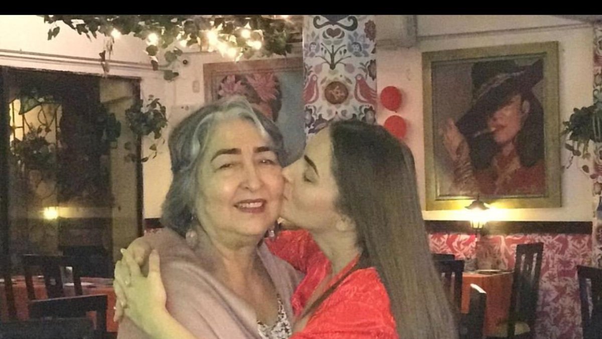 Romina y su mamá (Victoria)  se recuperan luego de estar enfermas.