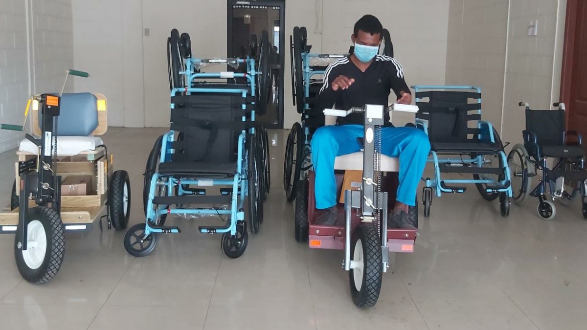 Las donaciones de los carros PET llegan a personas con movilidad reducida para que puedan valerse por sí mismas dentro y fuera de casa.