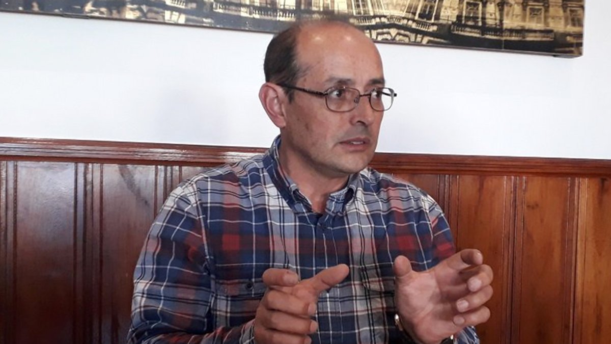 El funcionario entrará en aislamiento para evitar la propagación del virus.