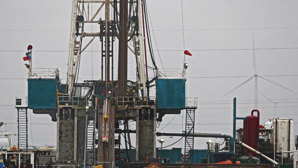 El precio del crudo WTI empezó a subir desde el 13 de junio de 2025.