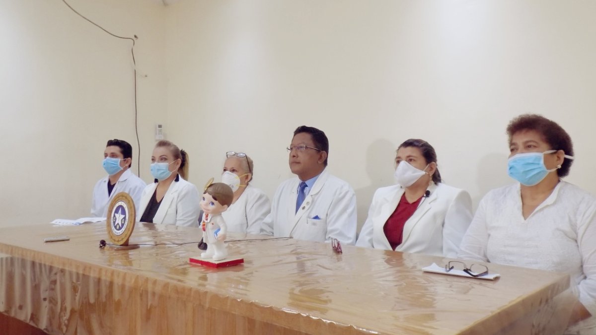 Encuentro. Los representantes de organismos médicos acordaron seguir en constantes reuniones.