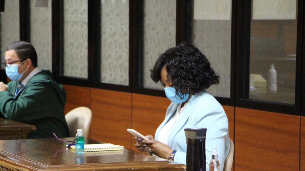 Cargos. El pasado 18 de mayo se desarrolló la formulación de cargos por posible tráfico de influencias para Alexandra Ocles y cuatro sospechosos.