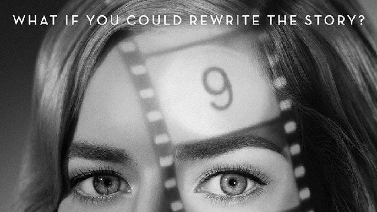 Samara Weaving representa a Clair Wood, un personaje ficticio. Ella es aspirante a actriz que, aunque podría tener el mundo a sus pies, vive una existencia tan complicada como la de cualquiera.