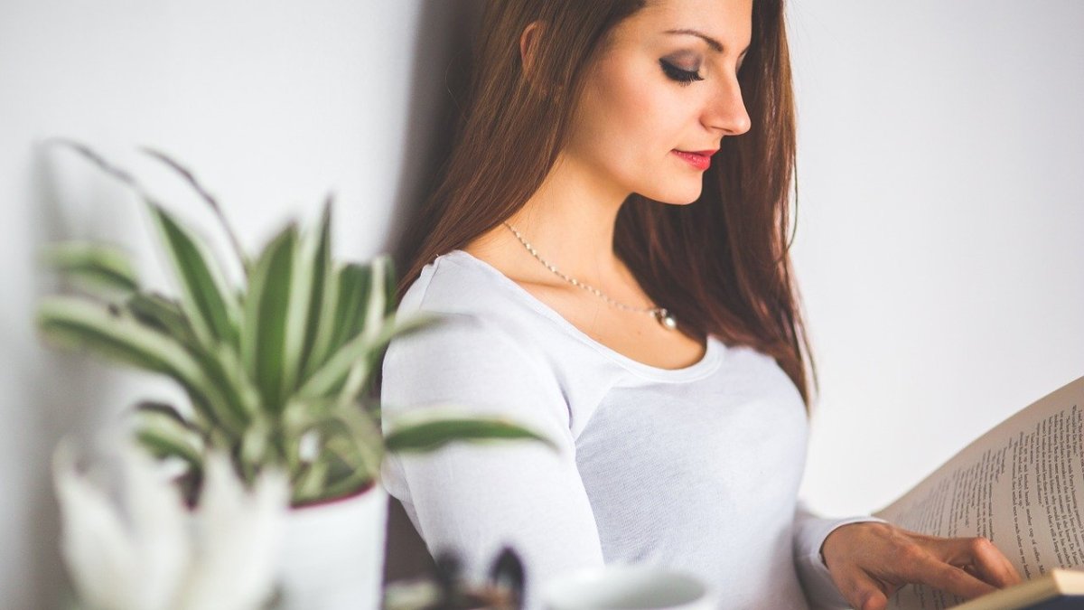 Tus zonas erróneas de Wayne Dyer es uno de los libros que recomiendan los expertos.