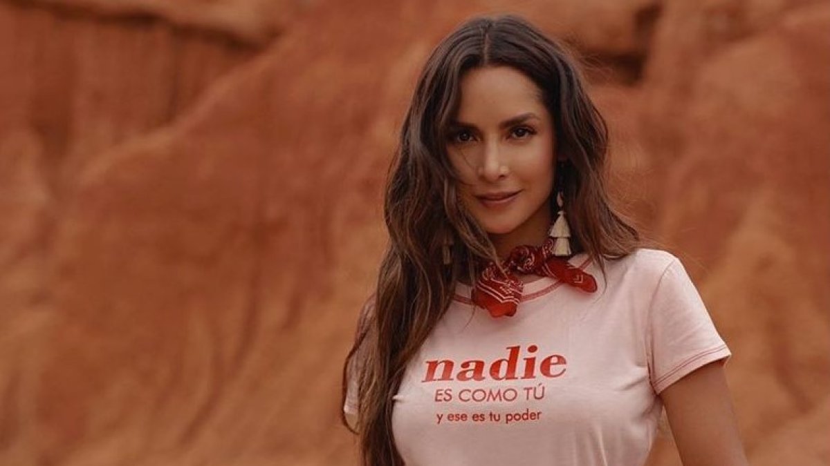 La actriz colombiana recordada por su papel en la novela Sin senos no hay paraíso será la mala de la 'película'.