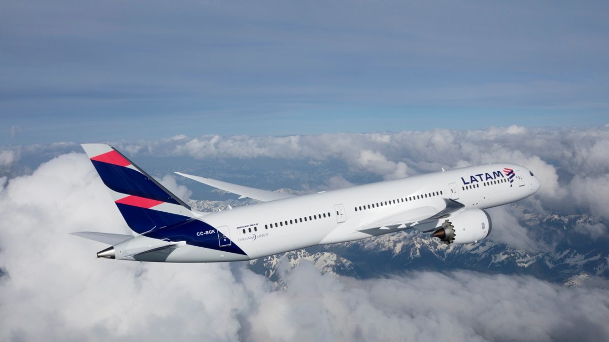 Es la primera vez que se reportan casos positivos de covid-19 en colaboradores de una aerolínea 