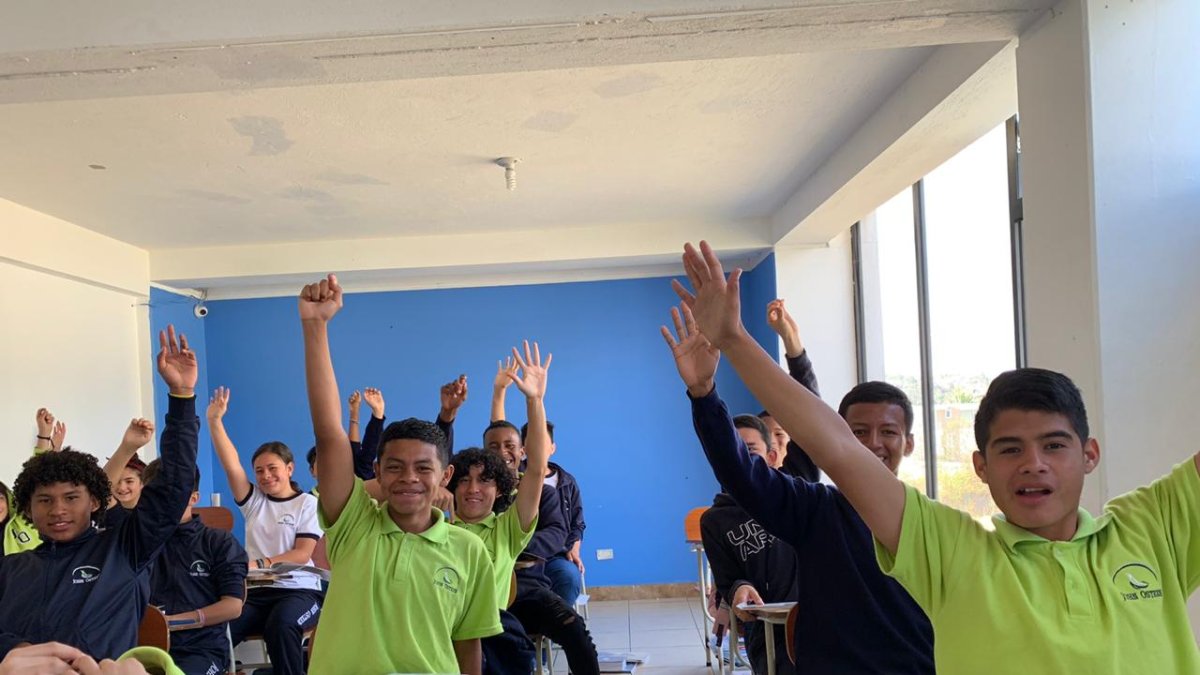 La primera tanda de orientales se graduará este año del bachillerato.