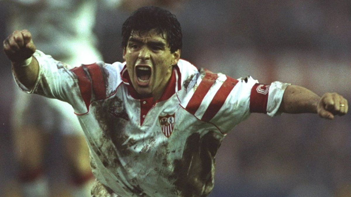 Sevilla debía representar para Diego Armando Maradona una oportunidad para volver a comenzar, pero fue todo lo contrario.