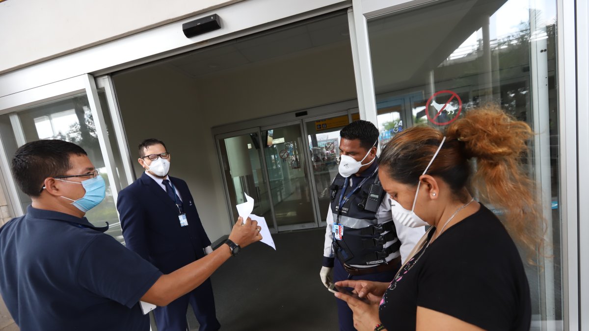 Desde el 1 de junio, los pasajeros deberán respetar los nuevos protocolos de bioseguridad implementados en los aeropuertos.