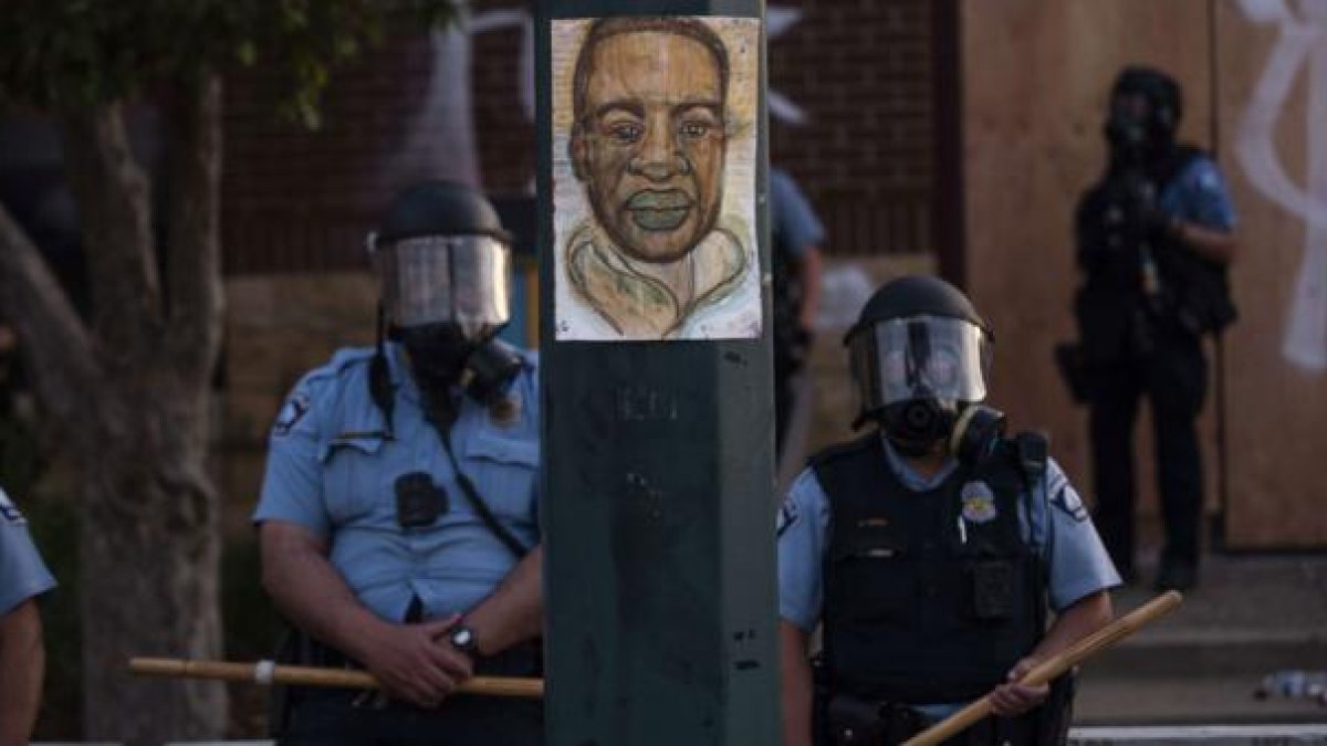 El rostro de George Floyd protagoniza las protestas en contra de la policía estadounidense en Washington.