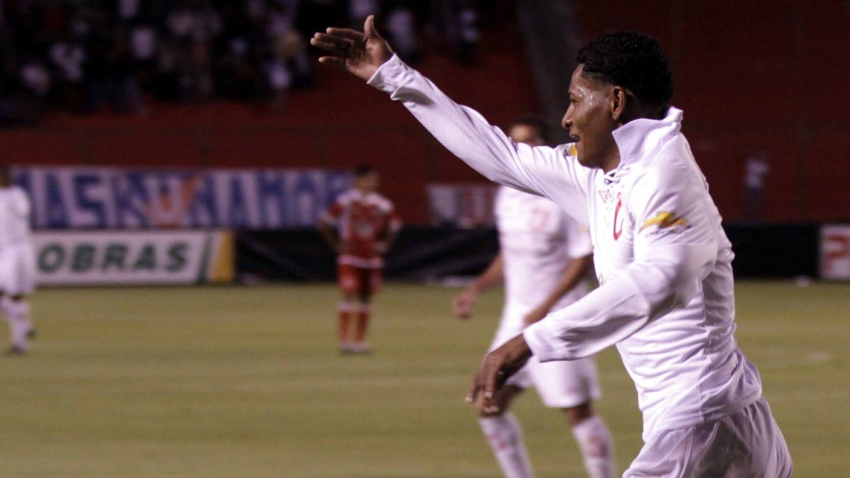 Ángel Cheme jugó con el nombre de Gonzalo Chila durante el año 2010 con Liga de Quito.