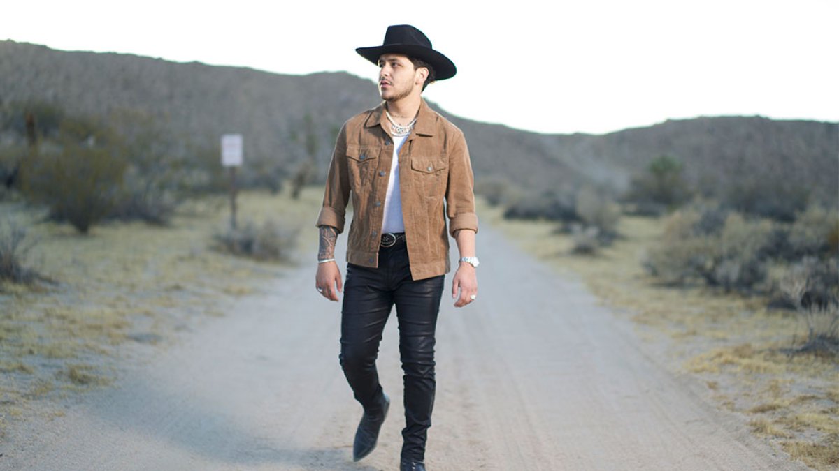 A sus 21 años ha sido nominado al Grammy Latino.