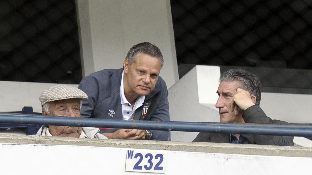 Liga de Quito rechazó las declaraciones de Nassib Neme, presidente de Emelec, contra Rodrigo (i) y Esteban Paz (c).