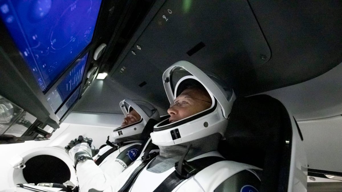 La NASA ha elegido a dos de sus astronautas más experimentados para ayudar a SpaceX.