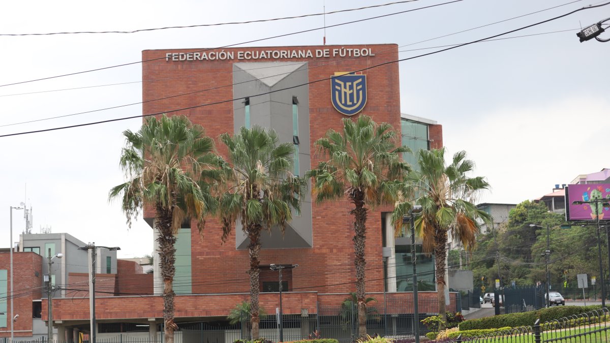 La Federación Ecuatoriana de Fútbol está en la mira internacional por el problema con sus dirigentes