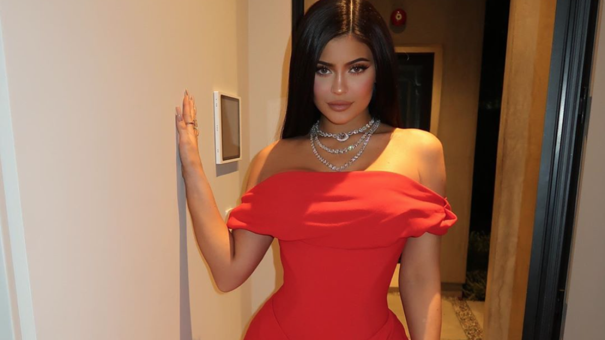 Kylie Jenner tiene 22 años.