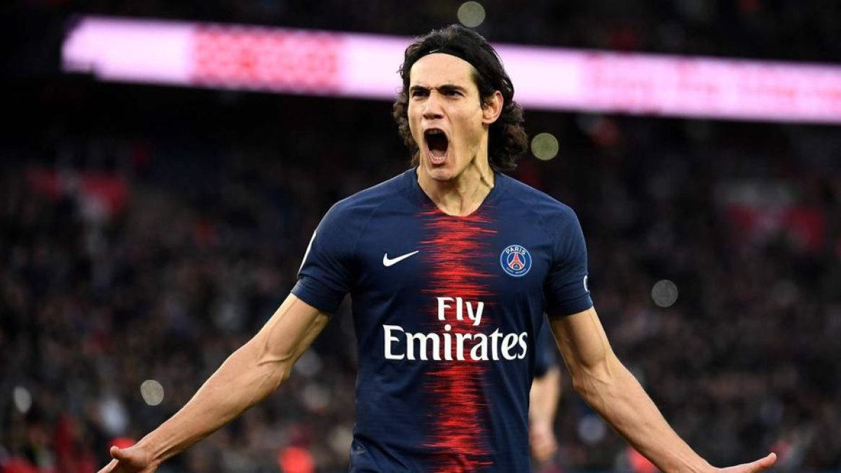 El futbolista uruguayo es un emblema en el equipo francés. Es su máximo anotador histórico, pero se podría ir en la siguiente temporada.