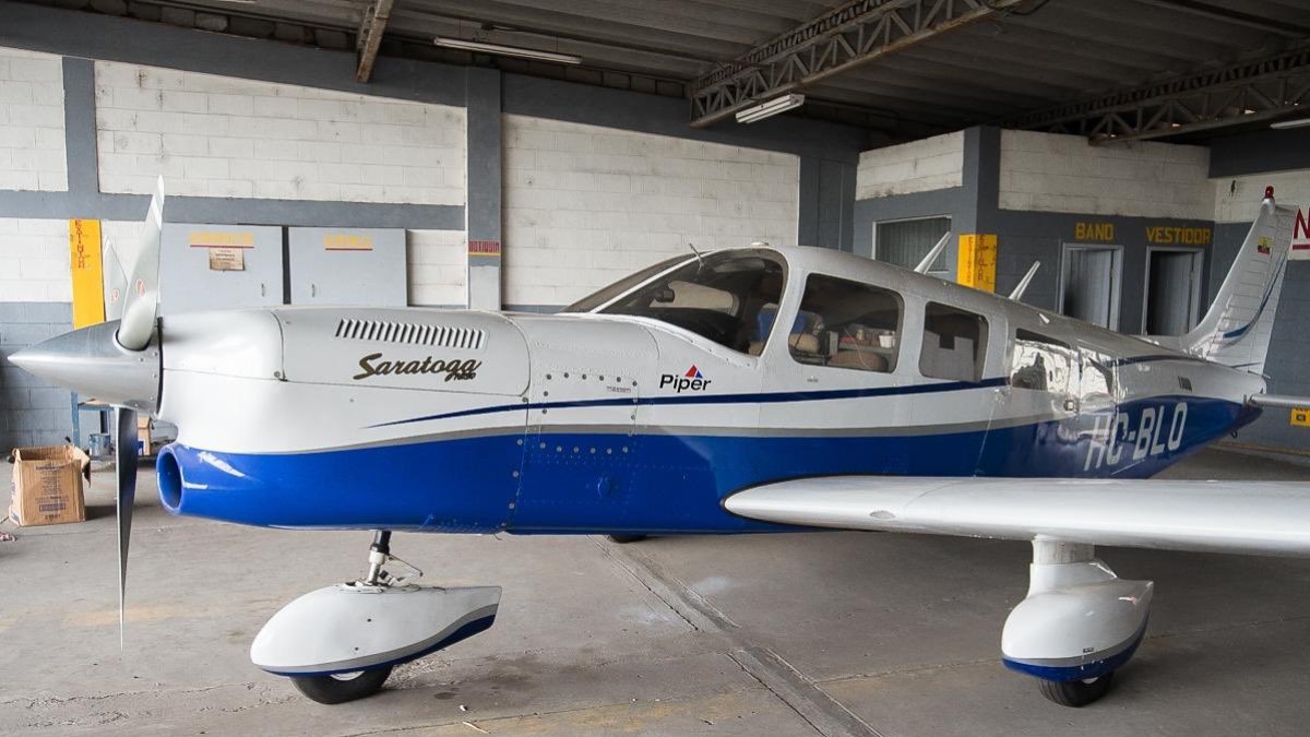 Las autoridades añadieron que en el lugar del accidente se encontró la nave con la numeración de matricula AO-BCQ, siendo la original HC-BLO.