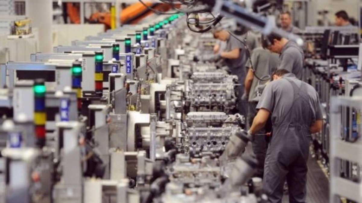 Solo el 43.3% de los ecuatoriano labora en un empleo pleno con sueldo básico y afiliación al IESS.