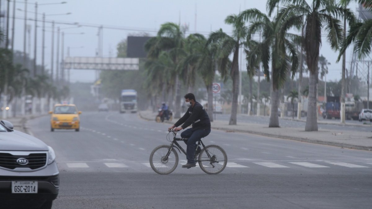 Las personas se levantaron hoy con la sorpesiva presencia de las cenizas.