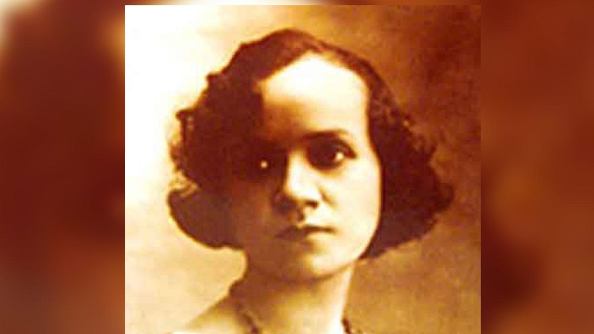 La lojana Matilde Hidalgo Navarro fue pionera en muchos ámbitos políticos y sociales en el país.y la región.