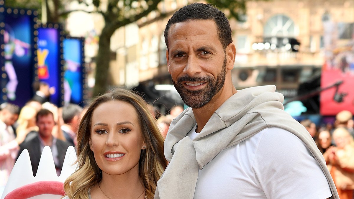 Rio Ferdinand con su esposa Kate comentan las situaciones vividas en cuarentena por la presencia de los hijastros en casa.