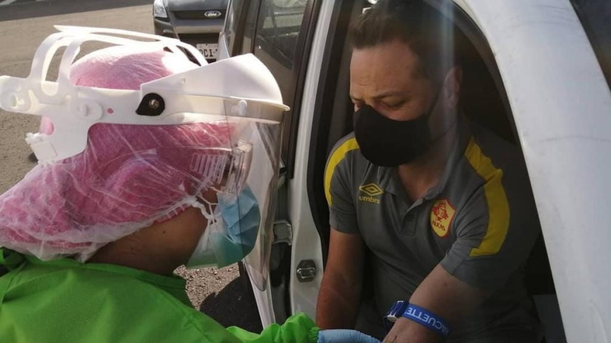 Máximo Villafañe se sometió a la prueba rápida antes de entrar al estadio.