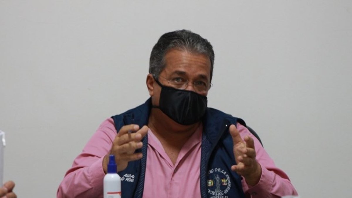 El alcalde de Pedernales, Óscar Arcentales, habla sobre la situación de su cantón