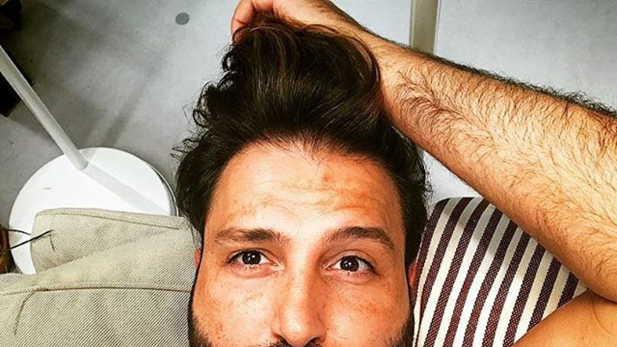 Sebastiano afirma que ni siquiera el Papa nombra a Dios cada dos minutos.