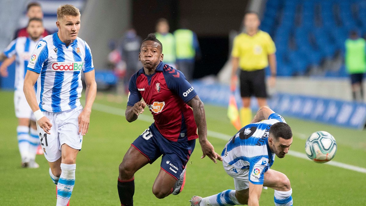 Pervis Estupiñán, lateral ecuatoriano, cumplió eficazmente en la reanudación de la Liga española.