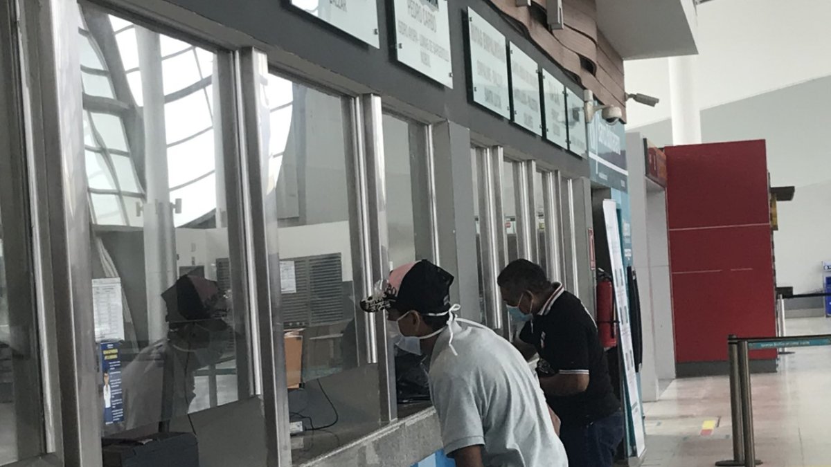 Las terminales terrestres abrir sus taquillas a este tipo de transporte cuando sean autorizadas por el COE local.