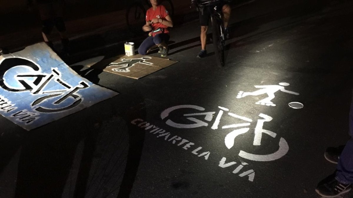 Hecho. El colectivo Masa Crítica Guayaquil rechaza que en las calles no se tomen acciones firmes para frenar esta problemática.