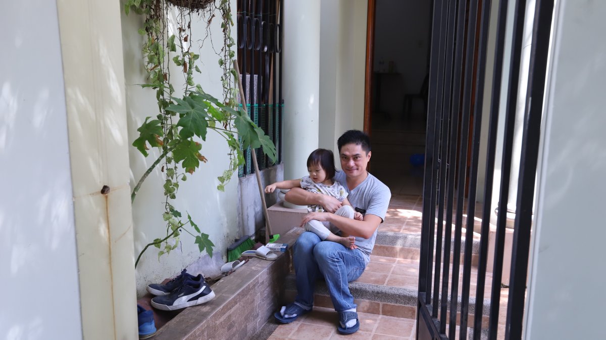 Mario Zhu, oriundo de China, vive en Guayaquil desde hace 4 años, con su familia.