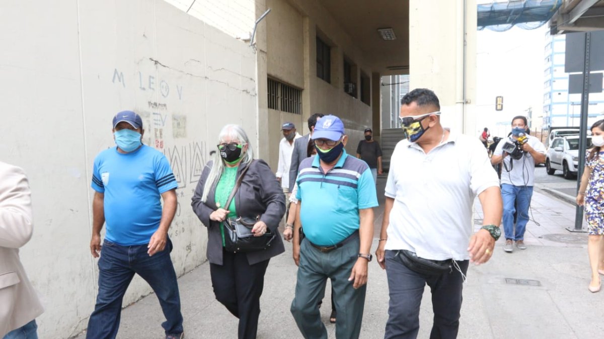 Luz María Pico, defensora de Daniel Salcedo  a la salida de la Corte de Justicia.