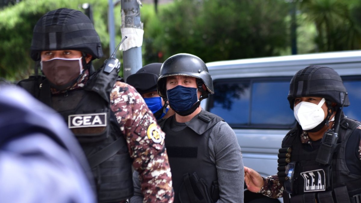 Archivo. Daniel Mendoza acudiendo el pasado 17 de junio a la Fiscalía para ampliar su versión sin juramento.