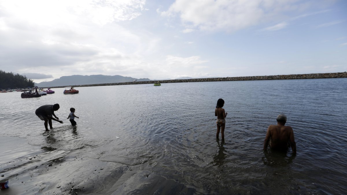El Inocar menciona que la ola en Galaápagos puede llegar a 50 centímetros.