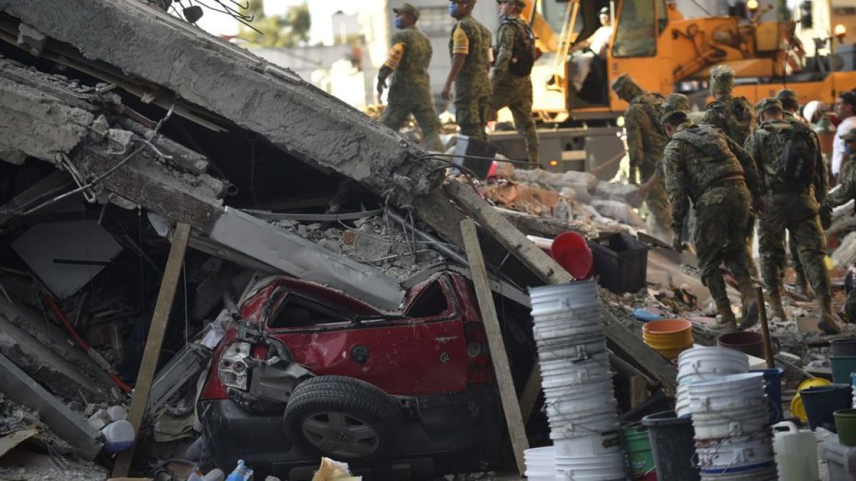 El 19 de septiembre de 2017 dejó 369 muertos, la mayoría en una superpoblada capital, donde se derrumbaron unas 40 construcciones.